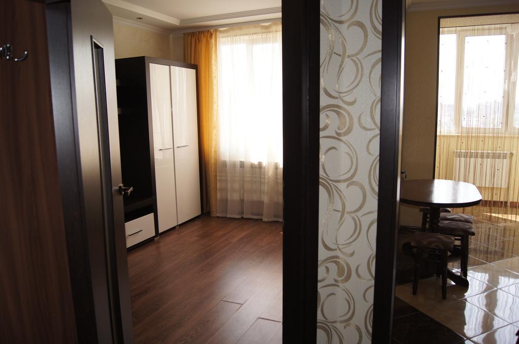 Daily Rent Apartments 5 Ivano-Frankivsk Rum bild